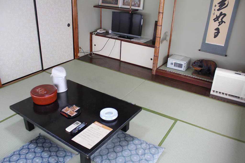 Kinokuniya Ryokan Fudžisawa Pokoj fotografie